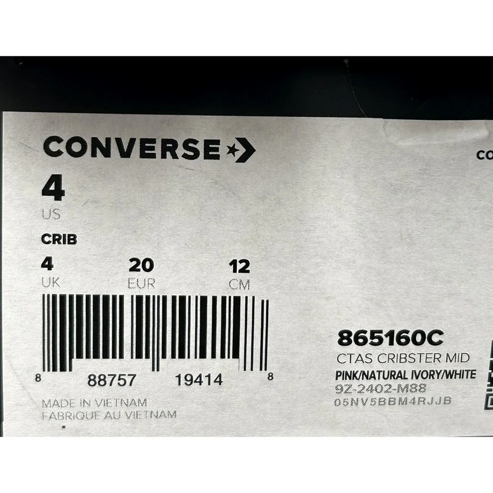 Converse Newborn Baby Girls Crib Sneakers Size 4 Pink-White Canvas Shoes Slip-on